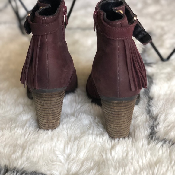 Steve Madden Booties - Picture 2 of 2